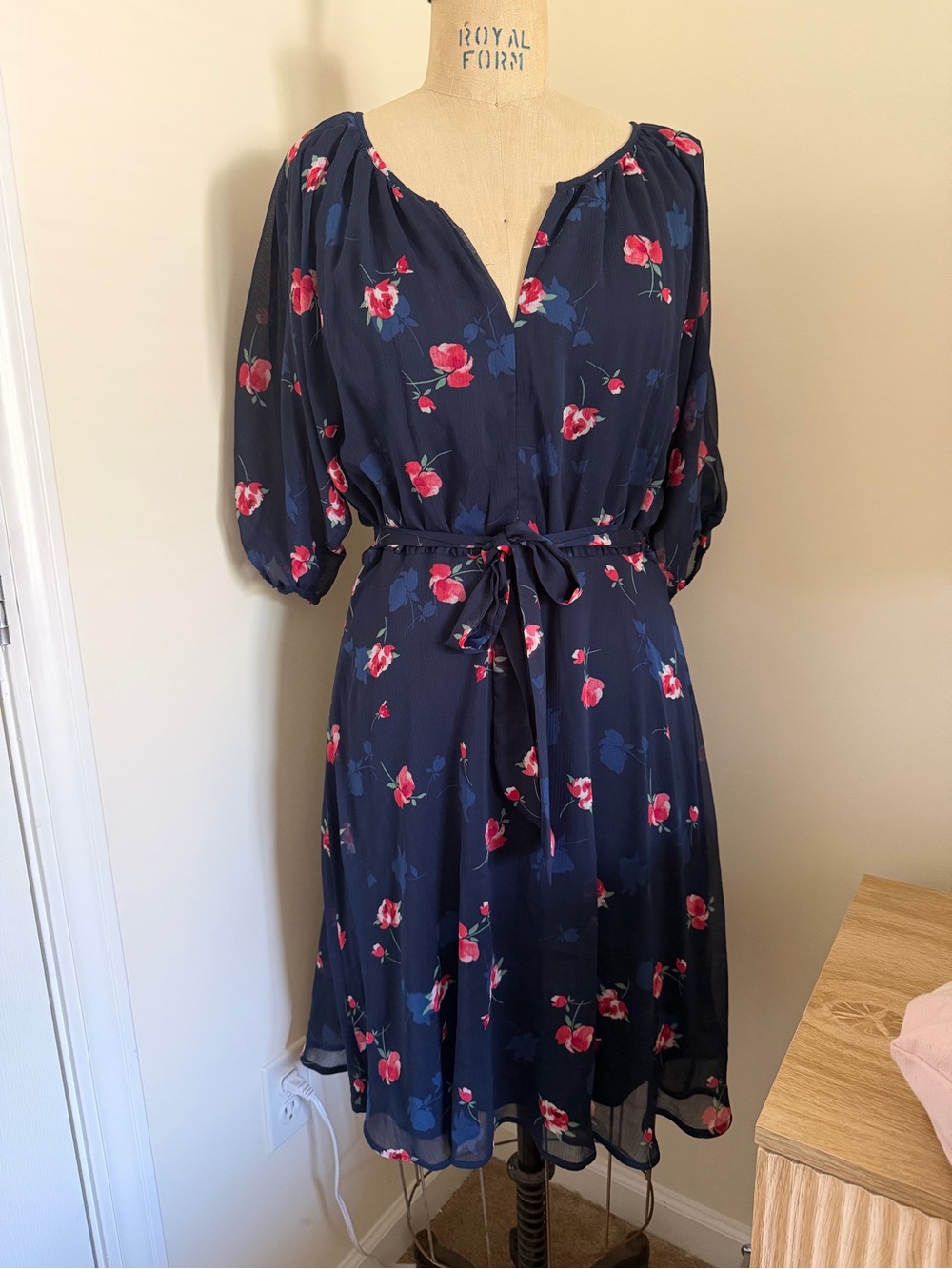 DKNY Women’s Navy Floral Tie-Waist Dress
